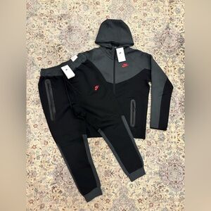 Black and Red Nike Tech